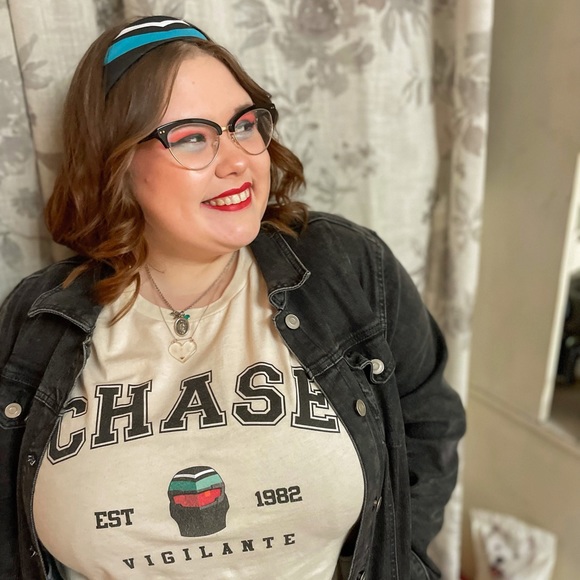 Meet your Posher, Mikayla - Picture 4 of 5